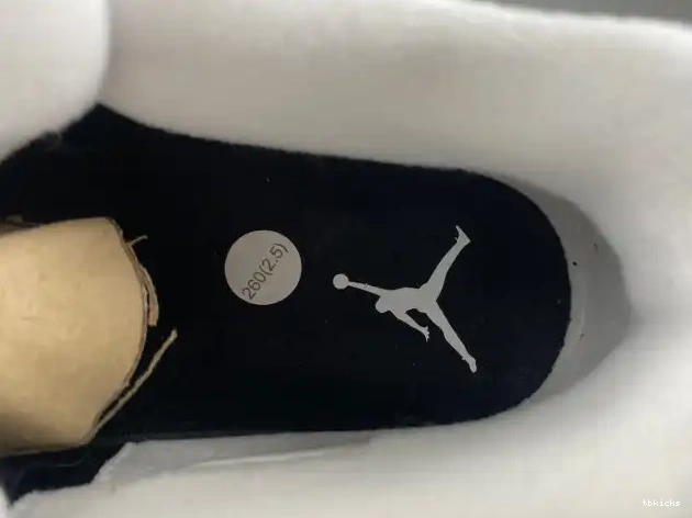 Reps TB Air 4 FQ8138-002 Fear Jordan 0521